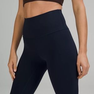 Lululemon high-rise align pant 25” in navy
